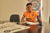 Corinthians confirma a extenso de contrato de volante Du Queiroz