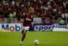 Corinthians formaliza proposta por lateral-direito do Flamengo; veja detalhes