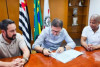 Marcelinho Carioca anuncia parceria com o Corinthians para projeto que envolve categorias de base