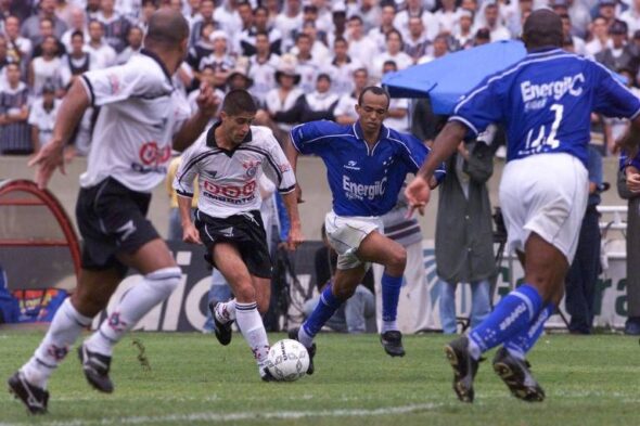 O Corinthians foi campeo em cima do Cruzeiro em 98