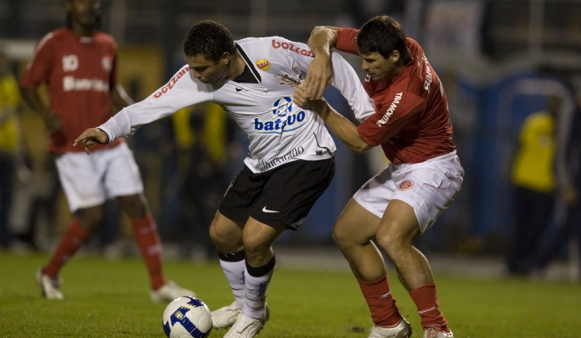  Corinthians 0 x 1 Internacional - Brasileiro 2009