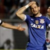 Alexandre Pato lamenta gol perdido