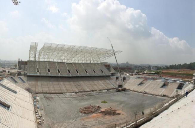 Obras da Arena Corinthians em fevereiro de 2013