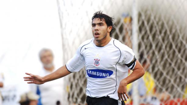 Tevez jogou o Brasileiro 2005 pelo Corinthians