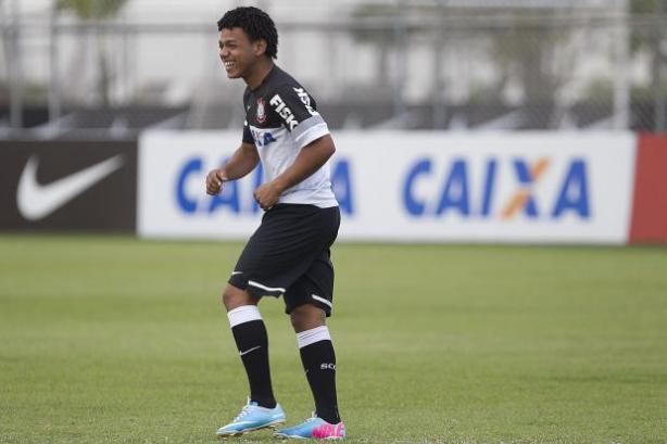 Romarinho vem jogando na equipe titular do Corinthians