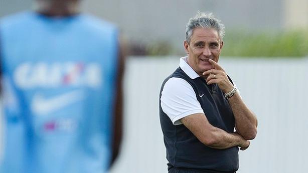 Tite comanda treino do Corinthians: Eu no tiro e ponho a bel-prazer