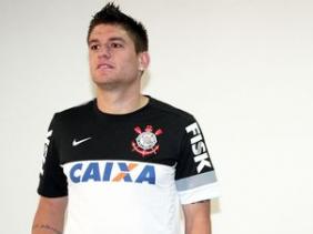Jocinei pode estrear pelo Corinthians