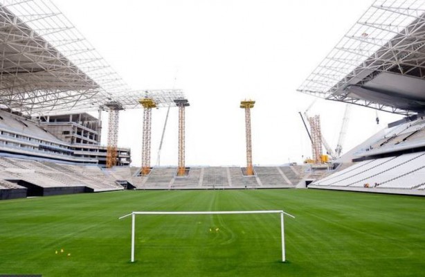 Emirates  pode comprar Naming Rights da Arena Corinthians