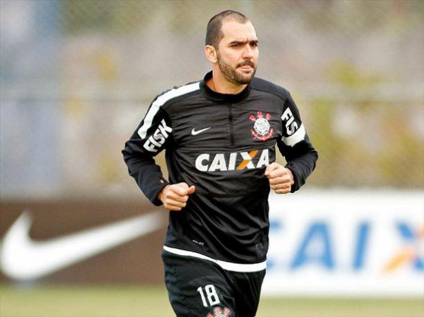 Danilo em treino do Corinthians