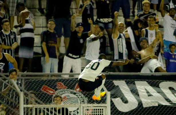 Corinthians est na final da Copa So Paulo