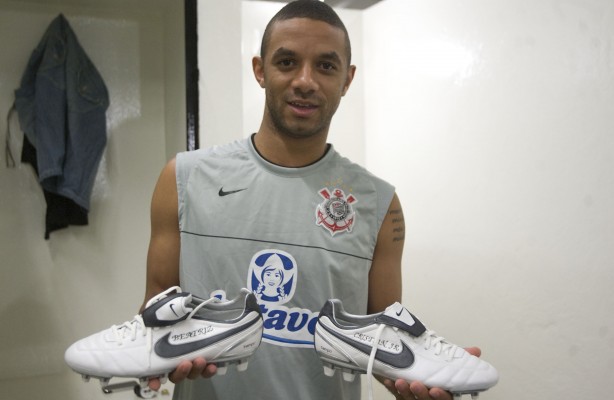 Flamengo est negociando com Cristian