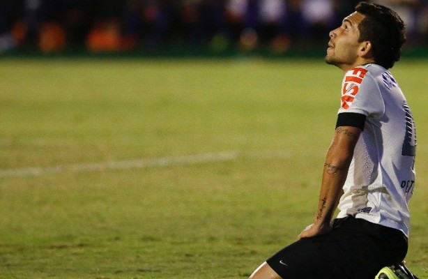 Corinthians pode perder titulares para o clssico