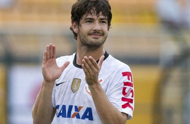Segundo portal, Pato pode ser vendido pelo Timo para clube italiano