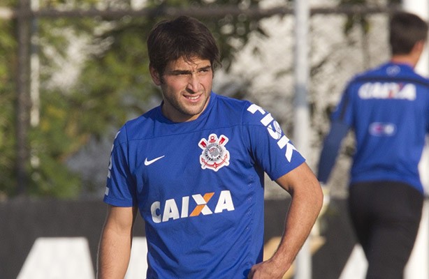 Lodeiro marcou gol no treino do Corinthians