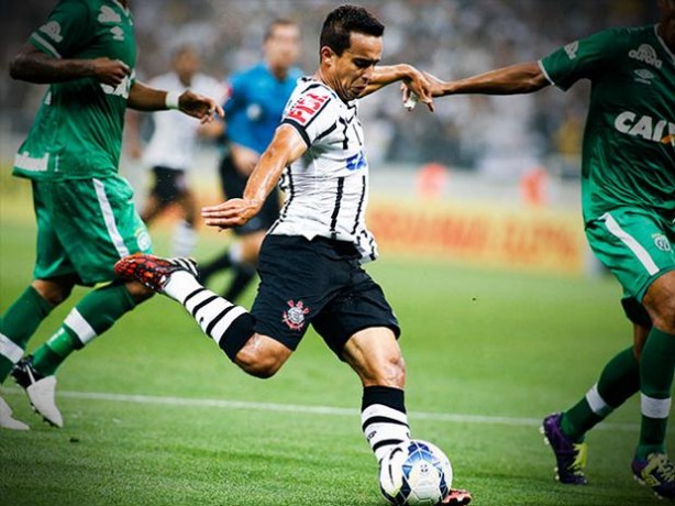 Jadson fez o primeiro gol do Timo na Arena Corinthians