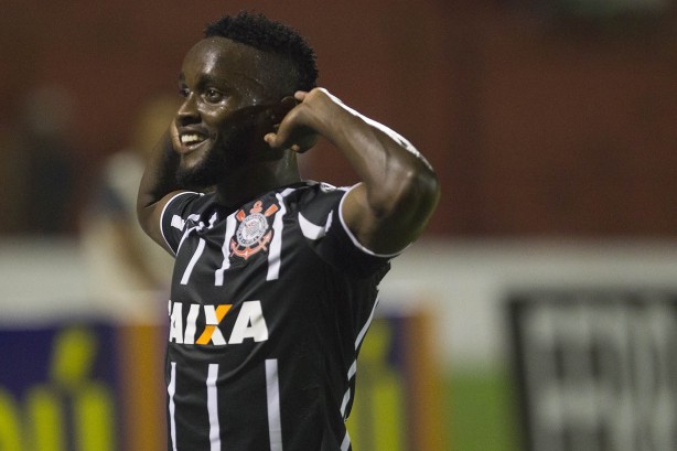 Mendoza fez seu primeiro gol com a camisa do Corinthians