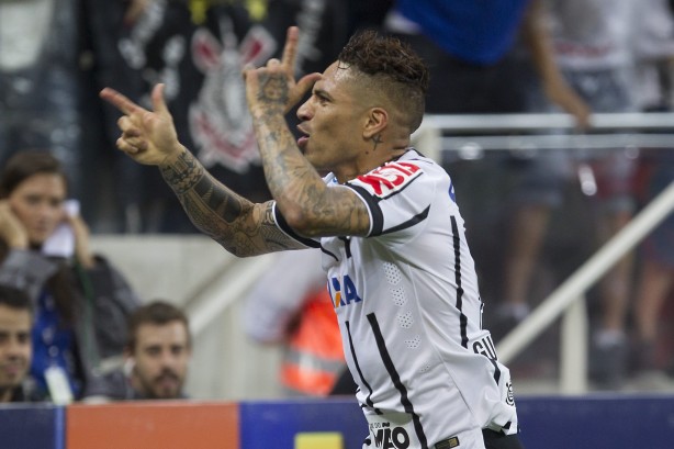 O atacante Guerrero volta  Libertadores e fala sobre o atual momento no Timo
