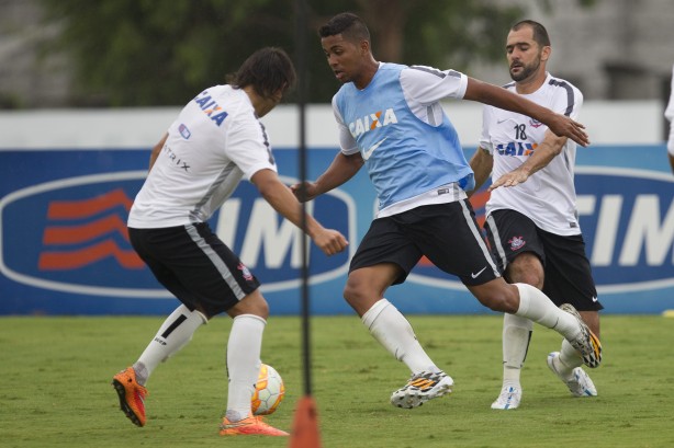 Rodrigo Sam far contra a Portuguesa seu primeiro jogo como titular do Corinthians
