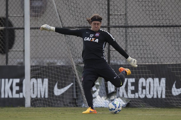 Cssio acredita que Corinthians vai brigar pela ponta da tabela no Brasileiro