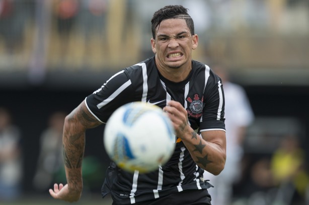 Corinthians no consegue vencer o Santos na Vila Belmiro