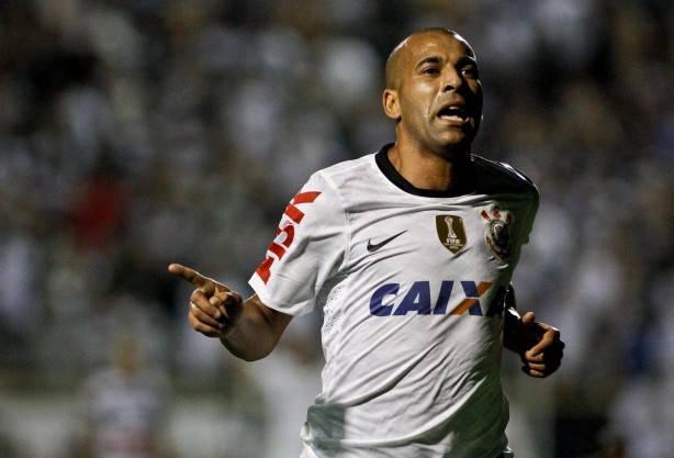 Emerson deixa o Corinthians com 26 gols marcados