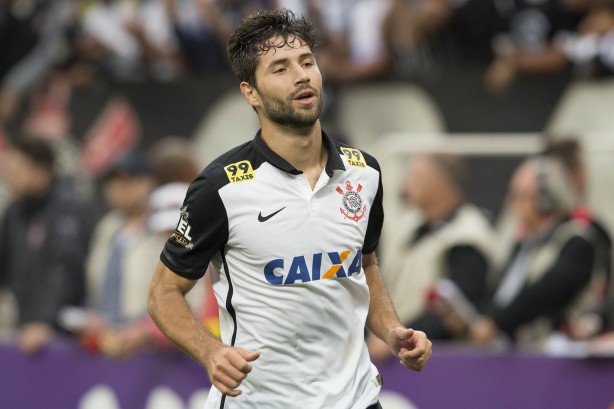 Aos 26 anos, Felipe deve ser o principal zagueiro do Corinthians em 2016