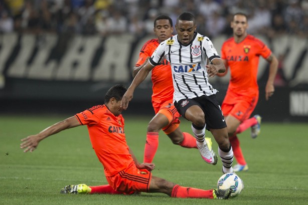 Corinthians recebeu o Sport em casa na 18 rodada