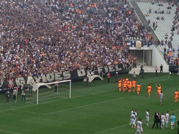 Corinthians sub-20 j comemorou ttulo com a Fiel na Arena