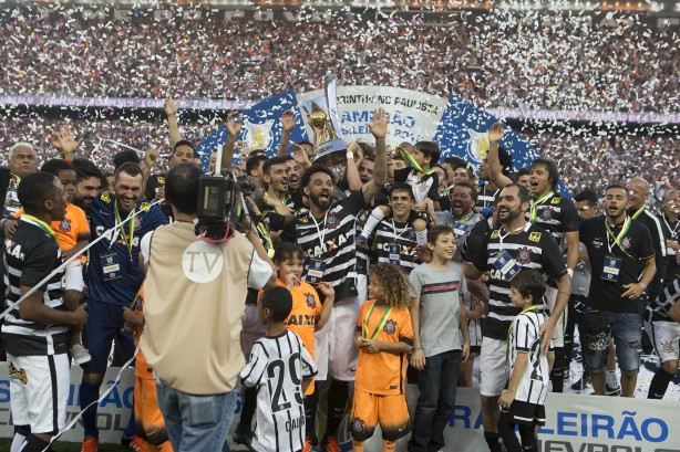 O auge do Corinthians na temporada foi na conquista do Brasileiro