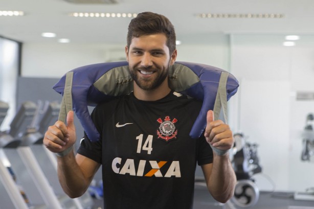 Aps incio complicado no futebol, Felipe vive a melhor fase de sua carreira no Corinthians
