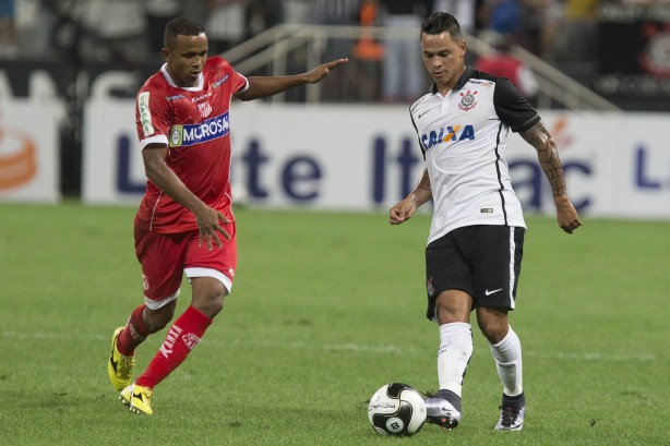 Giovanni fez sua estreia pelo Corinthians na ltima quinta-feira, diante do Capivariano
