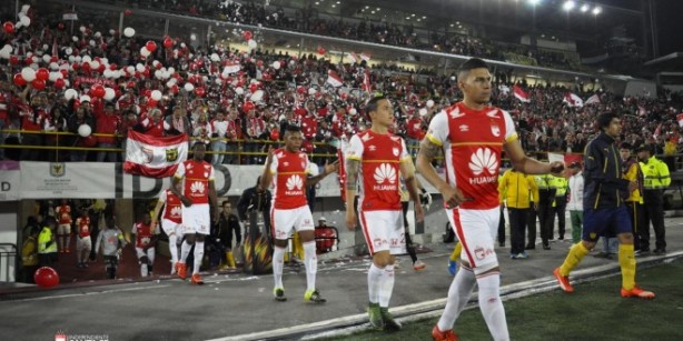 Santa F est prximo de garantir vaga no grupo do Corinthians na Libertadores