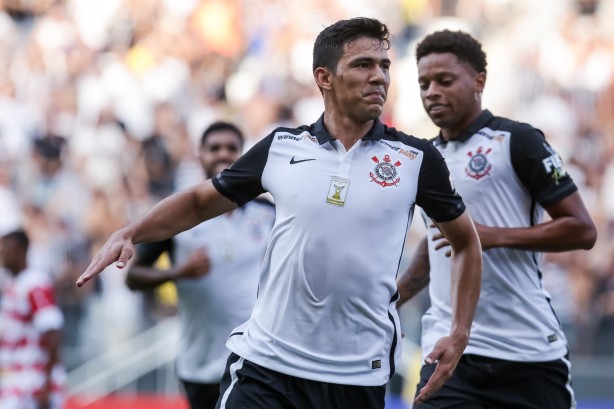 Balbuena marcou seu primeiro gol pelo Corinthians diante do Linense