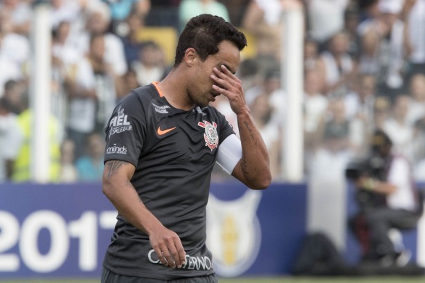 Corinthians perdeu do Santos neste domingo