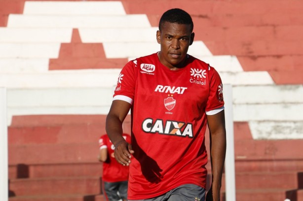 Alan Mineiro foi emprestado pelo Timo ao Vila Nova em abril de 2017