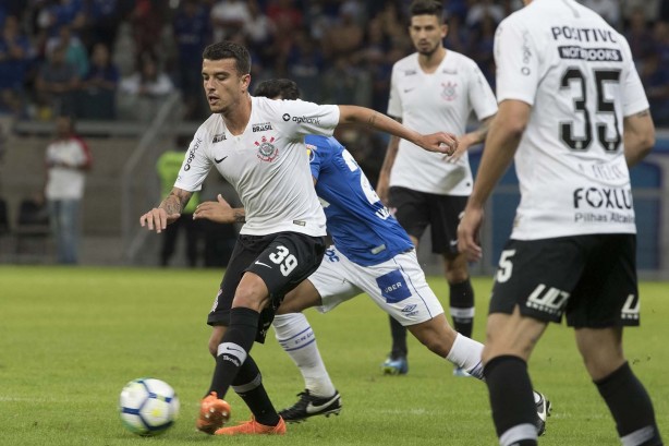 Bruno Xavier jogou 30 minutos pelo Corinthians, num amistoso contra o Cruzeiro