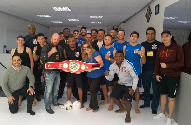 Equipe de boxe do Corinthians durante reativao da modalidade em 2018