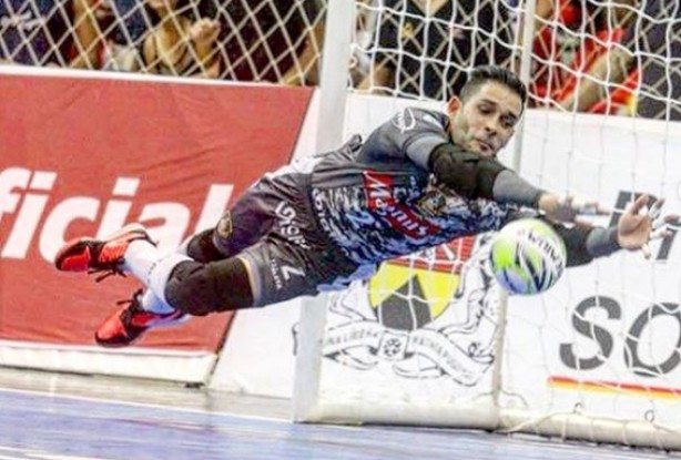 Goleiro Tiago Marinho  o novo reforo do futsal do Corinthians