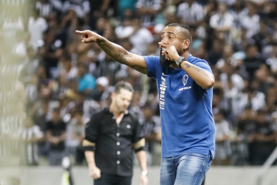 Coelho comemorou a presena do Corinthians na Copa Libertadores de 2020