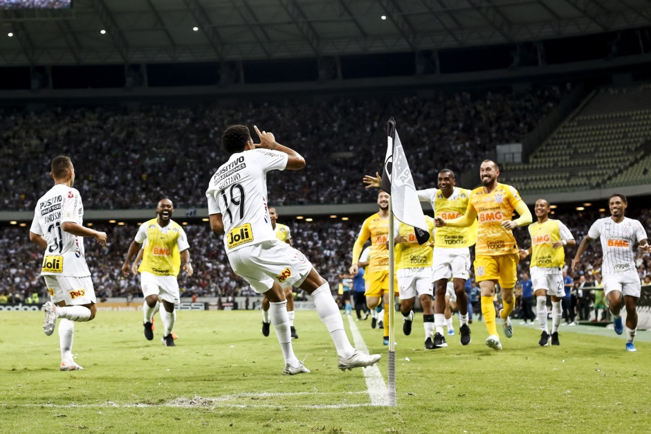 Corinthians, de Gustavo, venceu Cear por 1 a 0 nesta quarta-feira, no Castelo, pelo Brasileiro