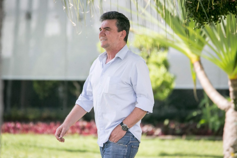 Presidente Andrs Sanchez detalha o interesse em derson e a venda de Pedrinho