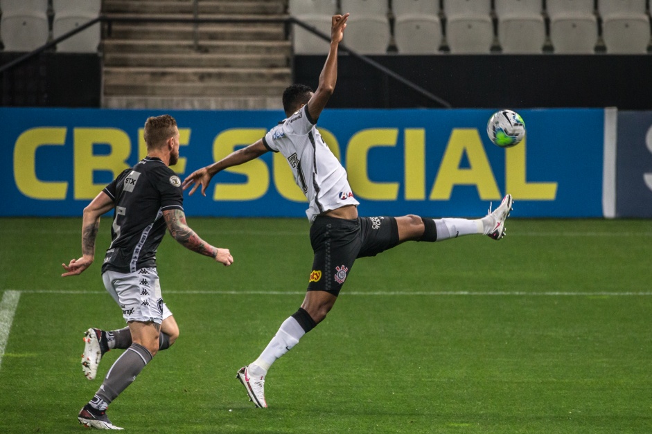 Apesar dos gols de Fagner e J, o Corinthians no venceu o Botafogo na Neo Qumica Arena