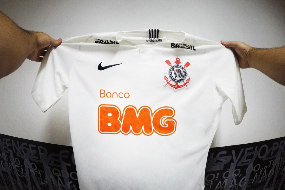 BMG e Corinthians firmaram parceria em 2019; instituio financeira segue com o clube, mas deixou patrocnio mster na ltima sexta-feira