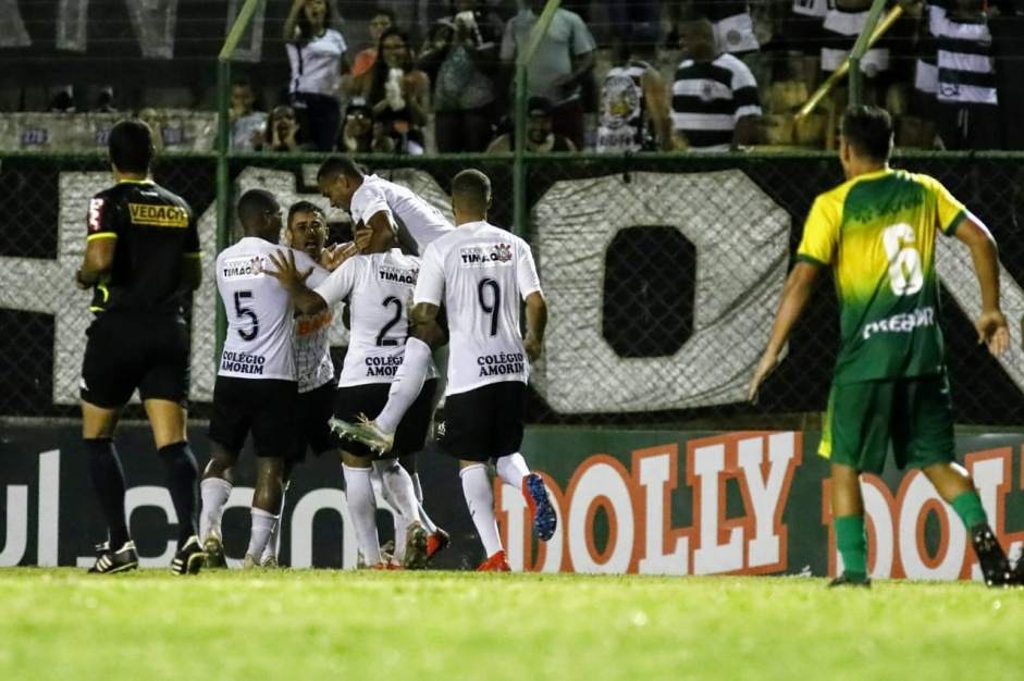 Corinthians venceu o Cuiab na Copinha