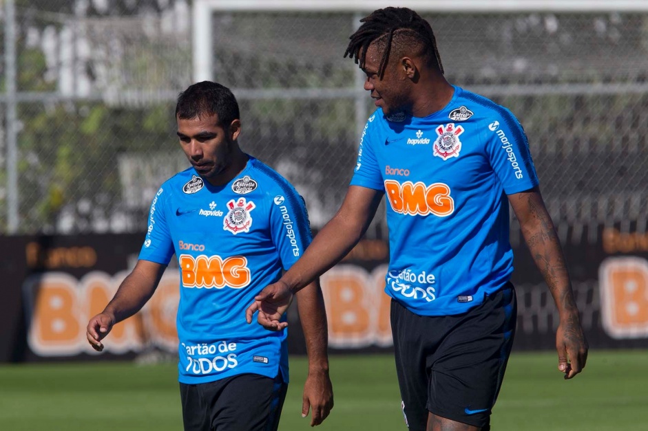 Sornoza, emprestado ao Tijuana-MEX, e Matheus Jesus, que aguarda um clube interessado, so dois dos jogadores que mais custaram ao Corinthians