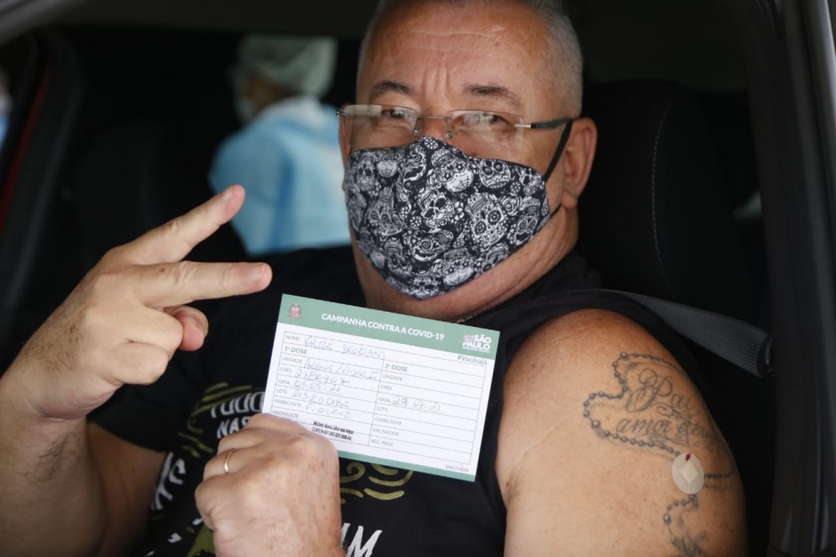Corinthians confirma 447 pessoas vacinadas na Neo Qumica Arena nesta quinta