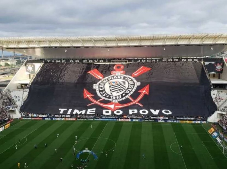 Organizadas do Corinthians apoiaram Movimento Salve O Corinthians e reivindicam postura da diretoria