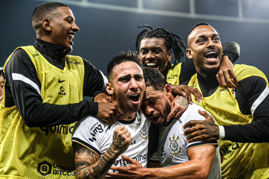 Corinthians recebe o Santos na Neo Qumica Arena nesta quarta-feira