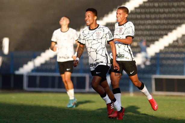 Corinthians superou o So Bernardo na Fazendinha