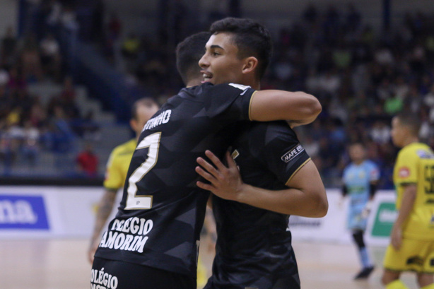 Corinthians Futsal venceu com autoridade o Blumenau pela LNF